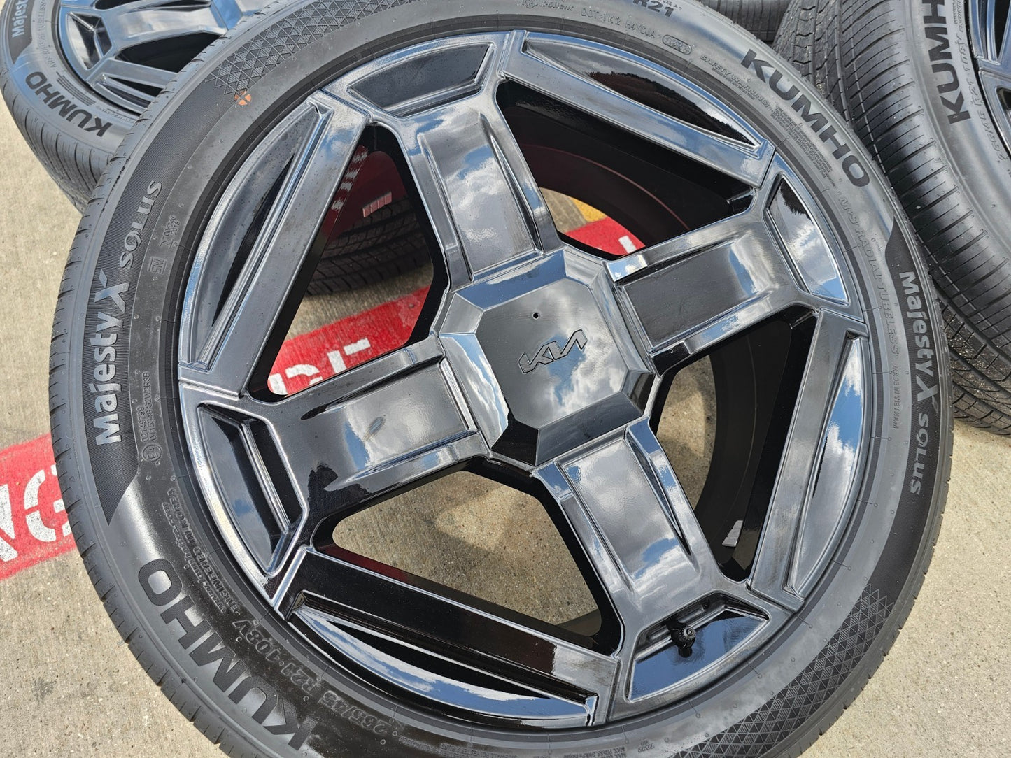 21" Kia Telluride Prestige OEM wheels rims Sorento Sedona SET 2025 2026 2027 NEW