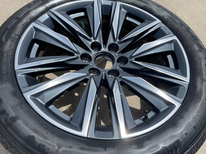 (1) 22" Cadillac Escalade OEM Platinum wheel rim 4869 95028 tire 2022 2023 2024