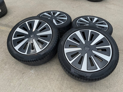 19" Lucid Air OEM Grand Touring 95620 OEM wheels rims 2025 2026 2027 PIRELLI