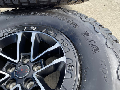17" Jeep Wrangler 392 Gladiator Rubicon OEM 9329 BEADLOCK wheels rims NEW 35"
