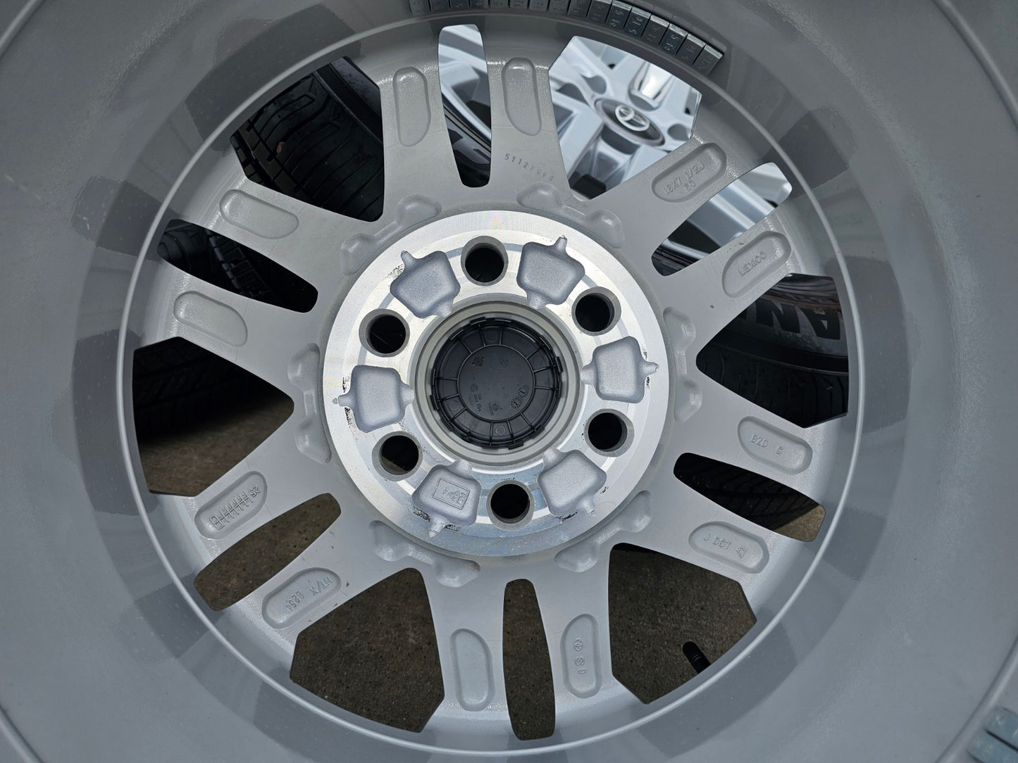 18" Toyota Tundra Sequoia OEM wheels rims 75281 LX600 2024 2025 2026 YOKOHAMA