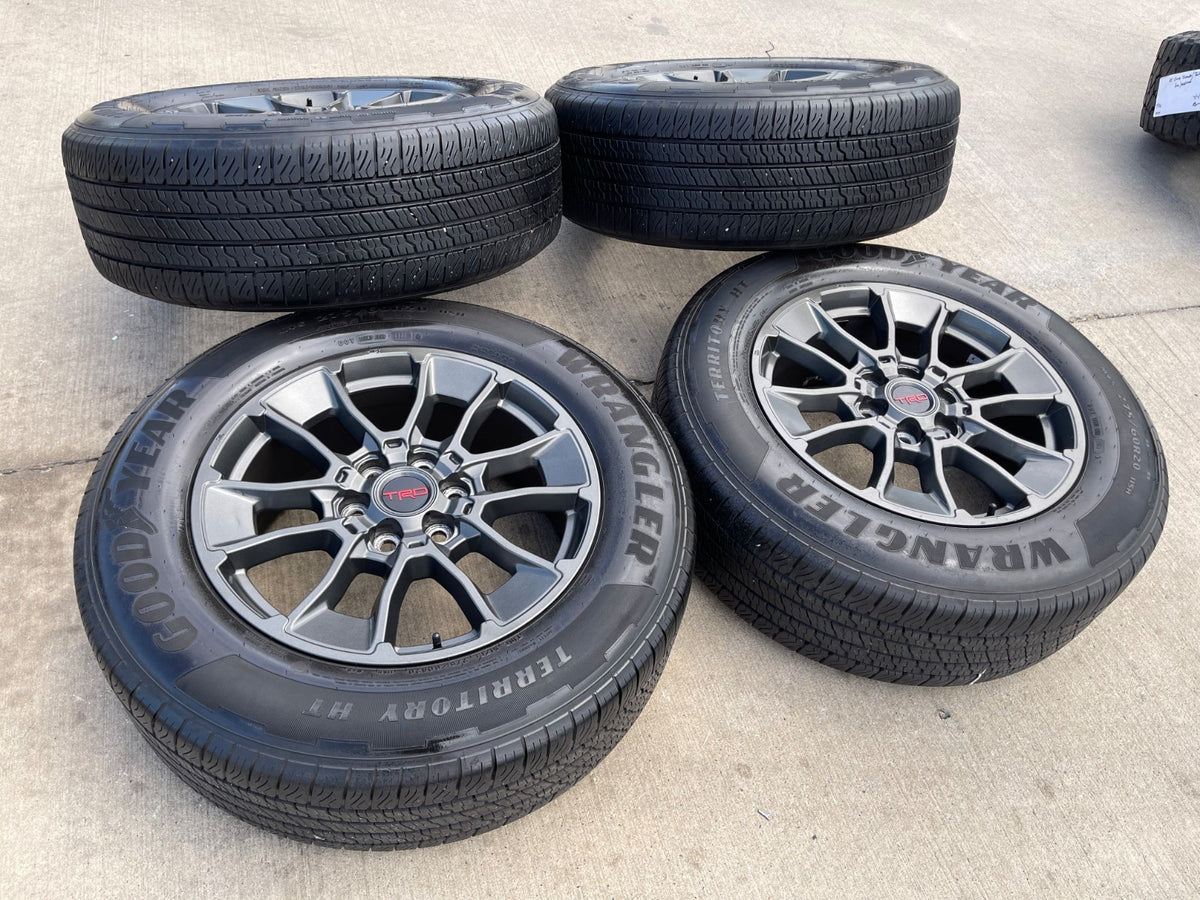 20" Toyota Tundra TRD OEM wheels rims 95314 65196 Sequoia gray GOODYEAR