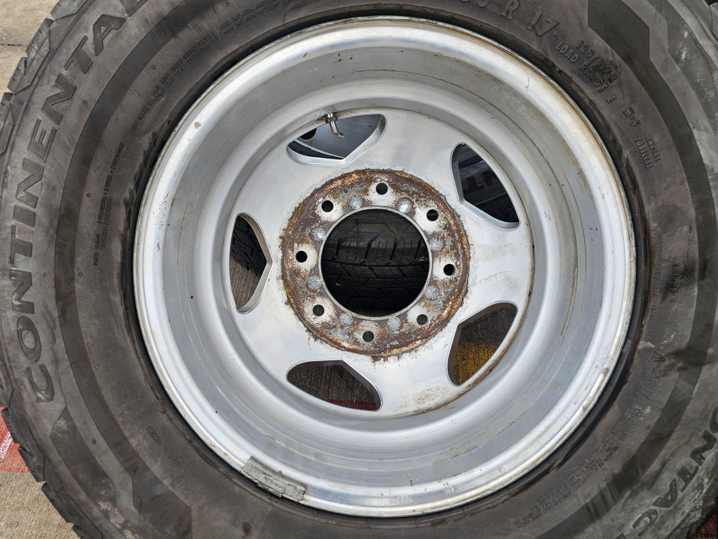 17" Chevy Silverado GMC Sierra 3500 Dually rims wheels OEM 5519 5520 CONTINENTAL