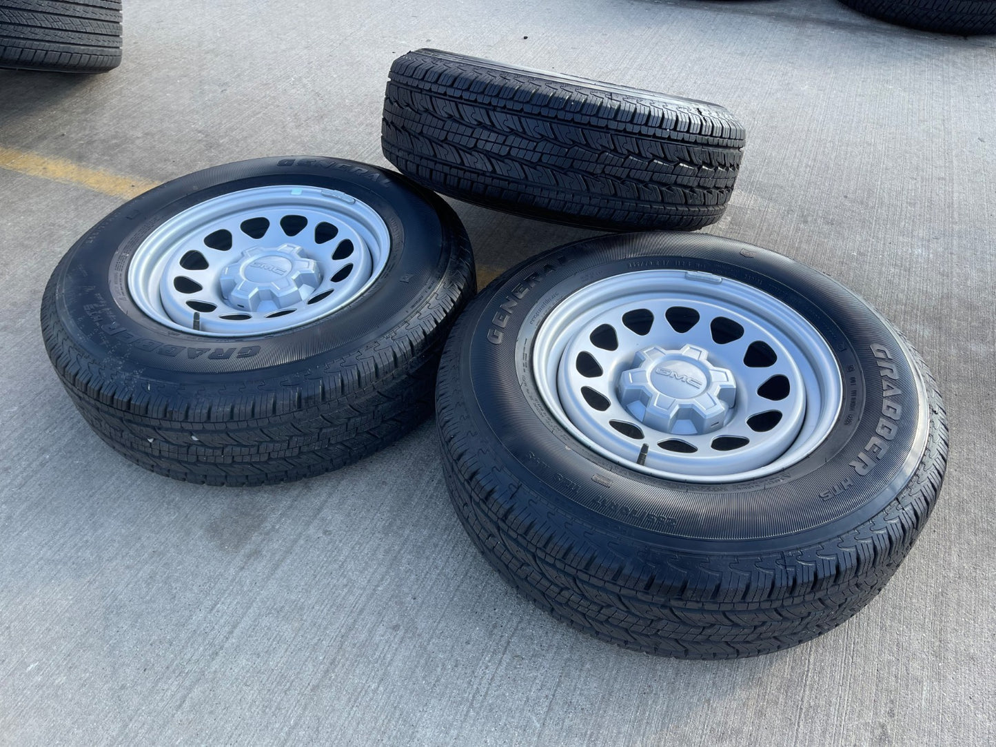 17" Chevy Silverado OEM wheel rim Tahoe Colorado 8130 GMC Canyon 2025 2026 NEW