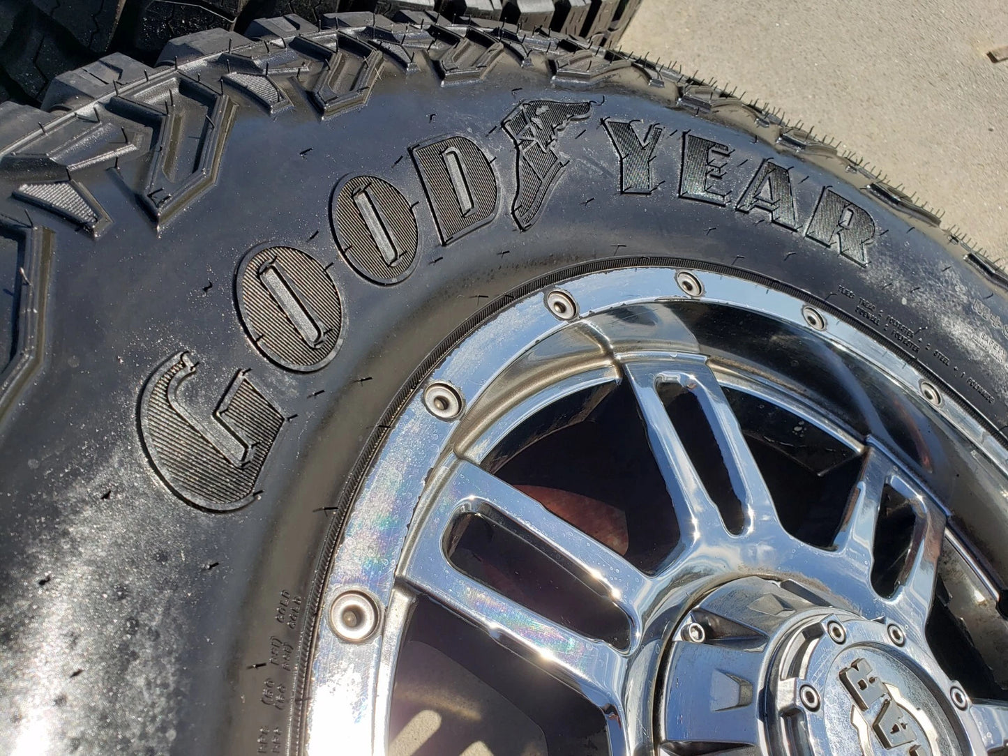 18x9 GEAR 737 wheels rims tires Ford F-150 Chevy RAM 1500 Tacoma 6x139 6x135