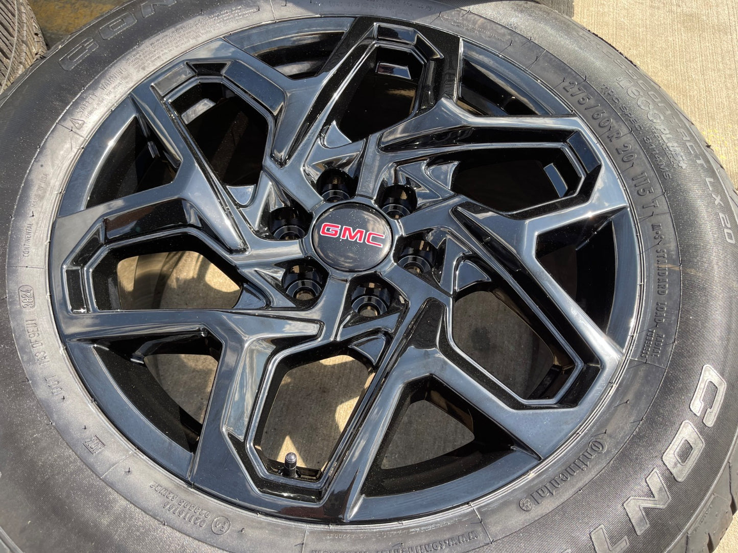 20" GMC Sierra Yukon AT4 Tahoe Silverado 95369 OEM wheels rims CONTINENTAL NEW