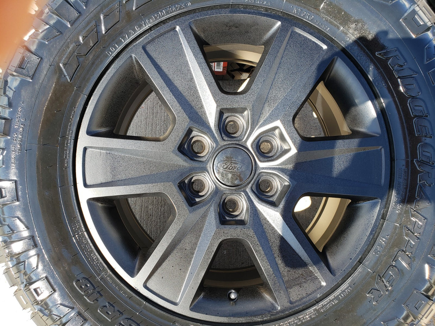 18" Ford F-150 Expedition TREMOR OEM rims wheels 3997 NEW NITTO