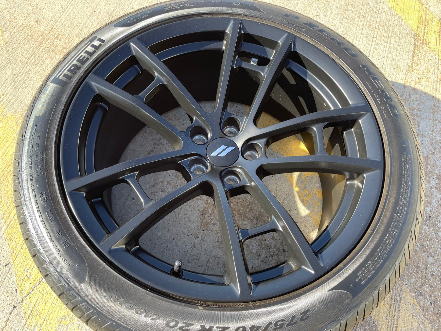 (1) 20" Dodge Charger SRT HELLCAT OEM 2605 2715 wheel rim tire spare PIRELLI
