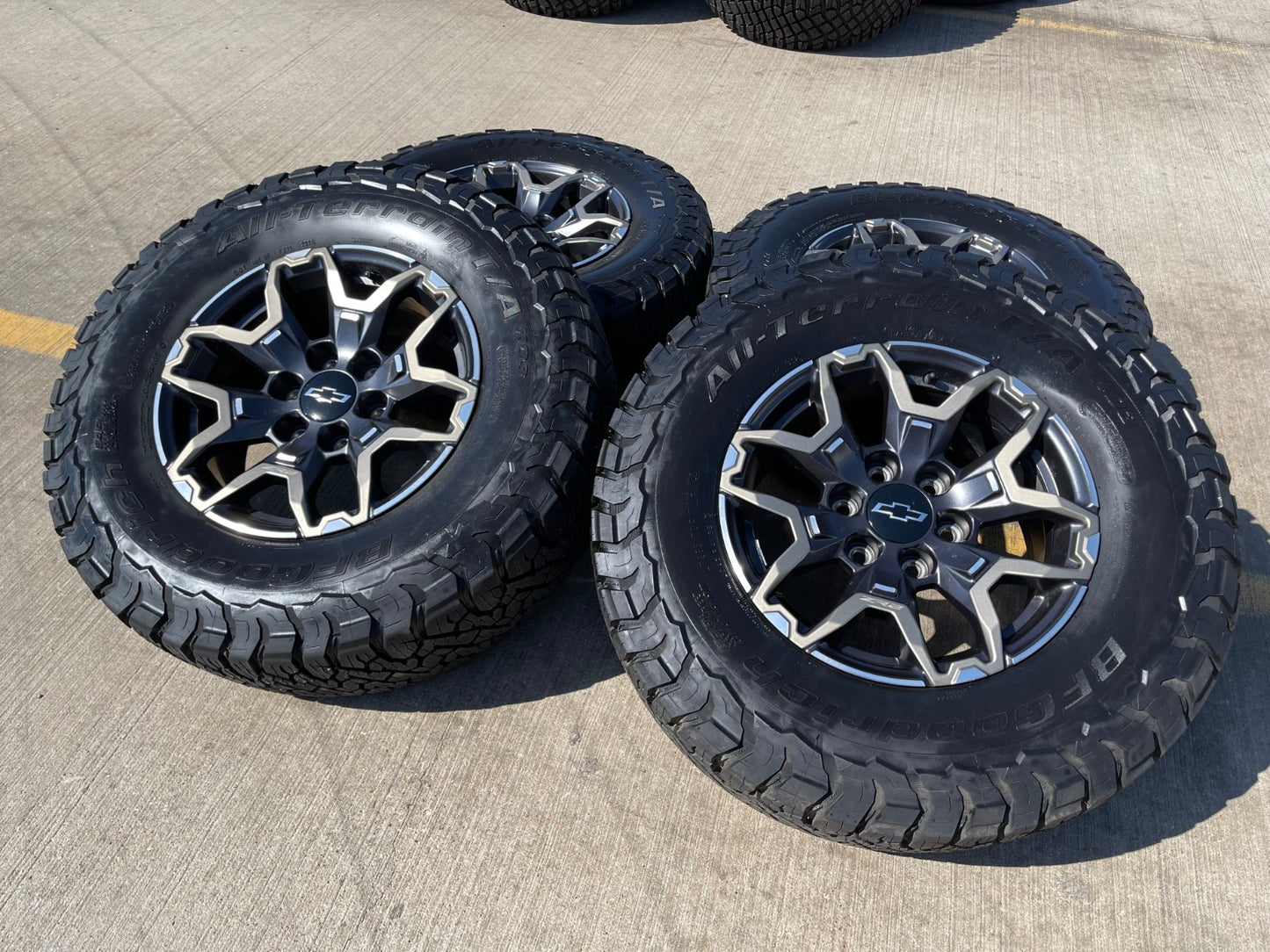 17" Chevy Silverado ZR2 OEM 95751 Beadlock wheels rims Colorado Sierra NEW