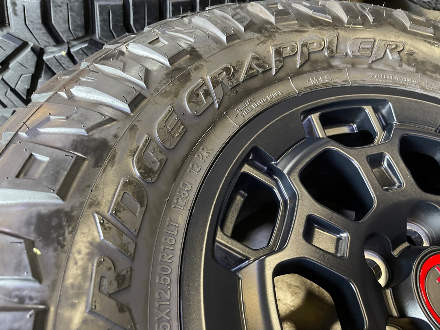 18" Toyota Tundra TRD BBS FORGED OEM black 95458 wheels rims Sequoia NITRO 35"