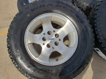 15" Jeep Wrangler OEM wheels rims 9024 1997 1998 1999 2000 2001 NEW A/T tires
