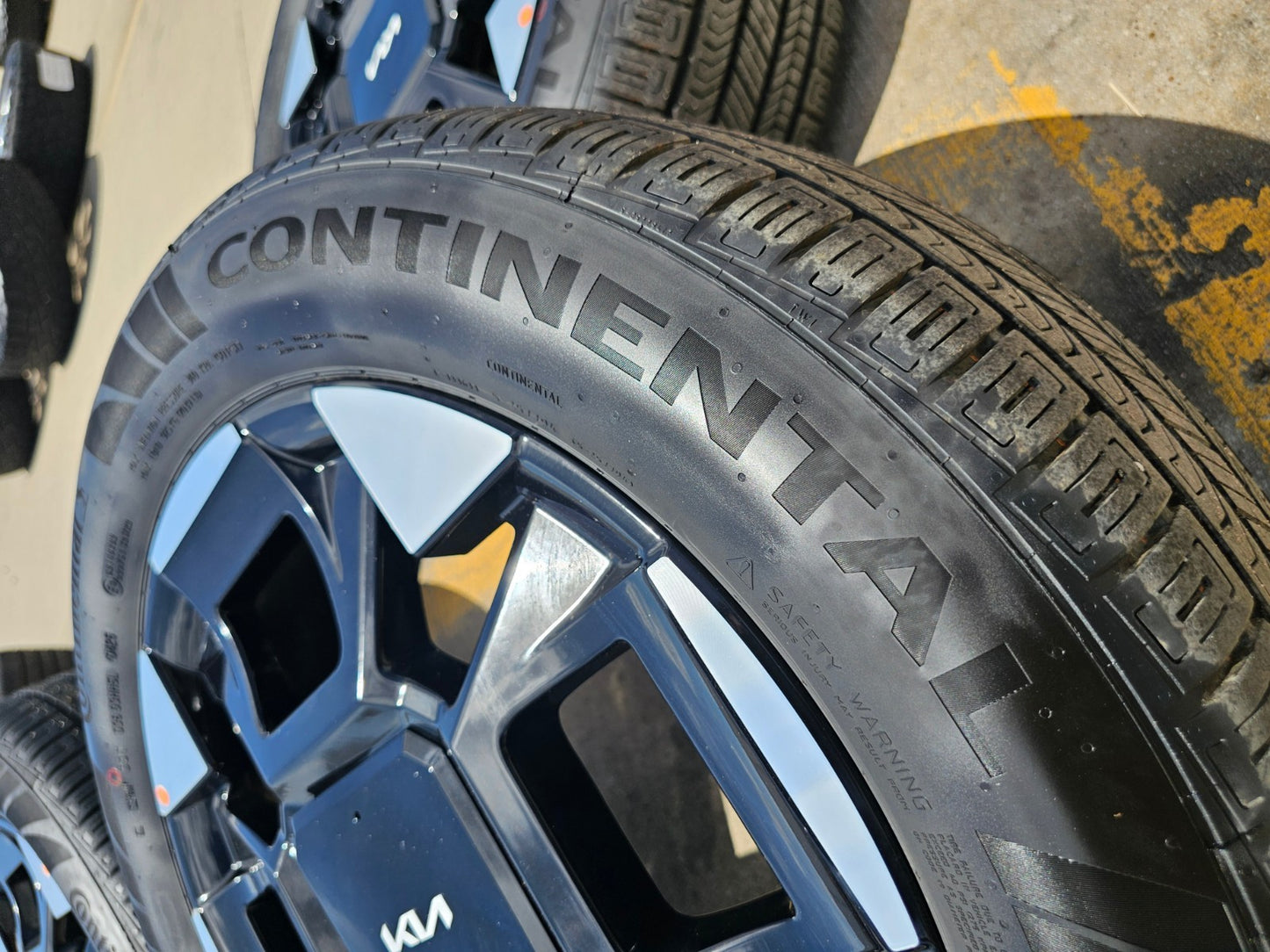 19" Kia Carnival Sorento OEM wheels rims Sonata Stinger K4 K5 2025 2026 NEW