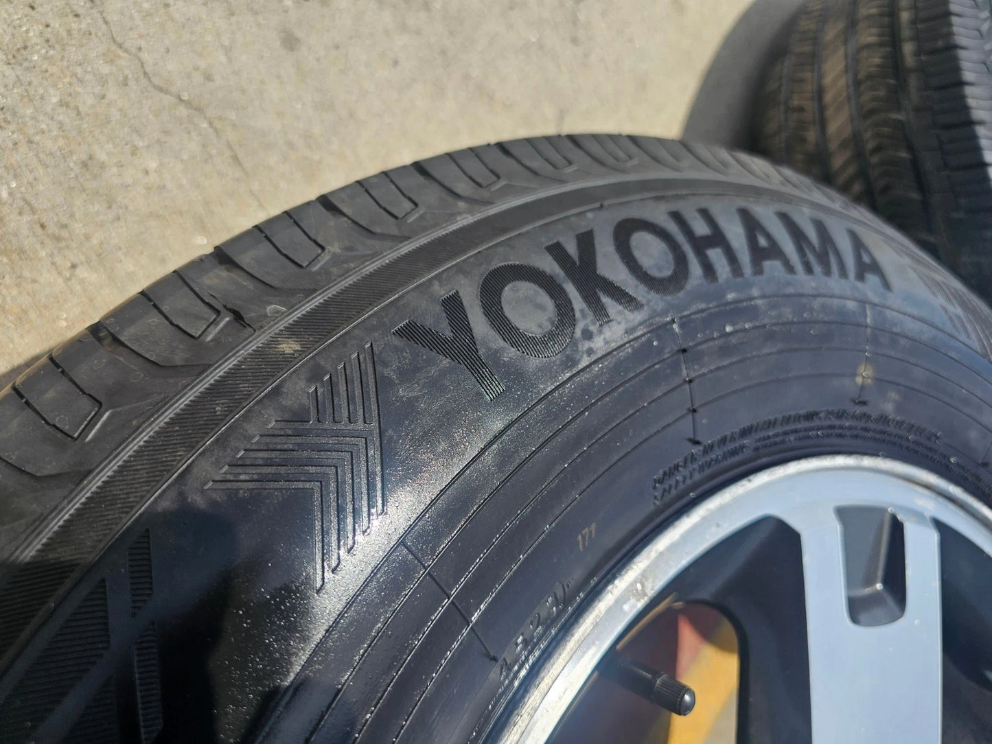 18" Ford F-150 Expedition OEM 3560 rims wheels tires
