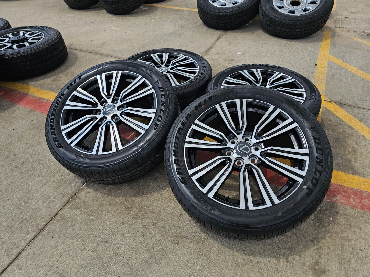 22" Lexus LX600 OEM wheels rims 74402 Toyota Tundra Sequoia 2025 2026 2027 NEW