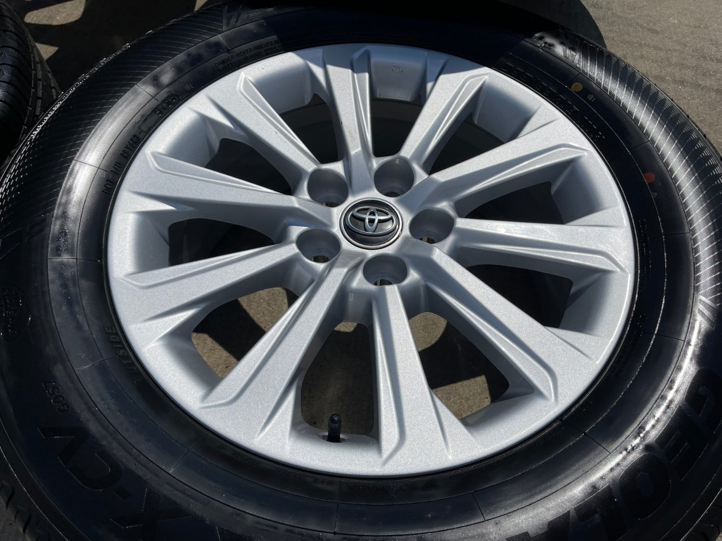 18" Toyota Grand Highlander OEM 10525 wheels rims Lexus TX350 2025 2026 NEW