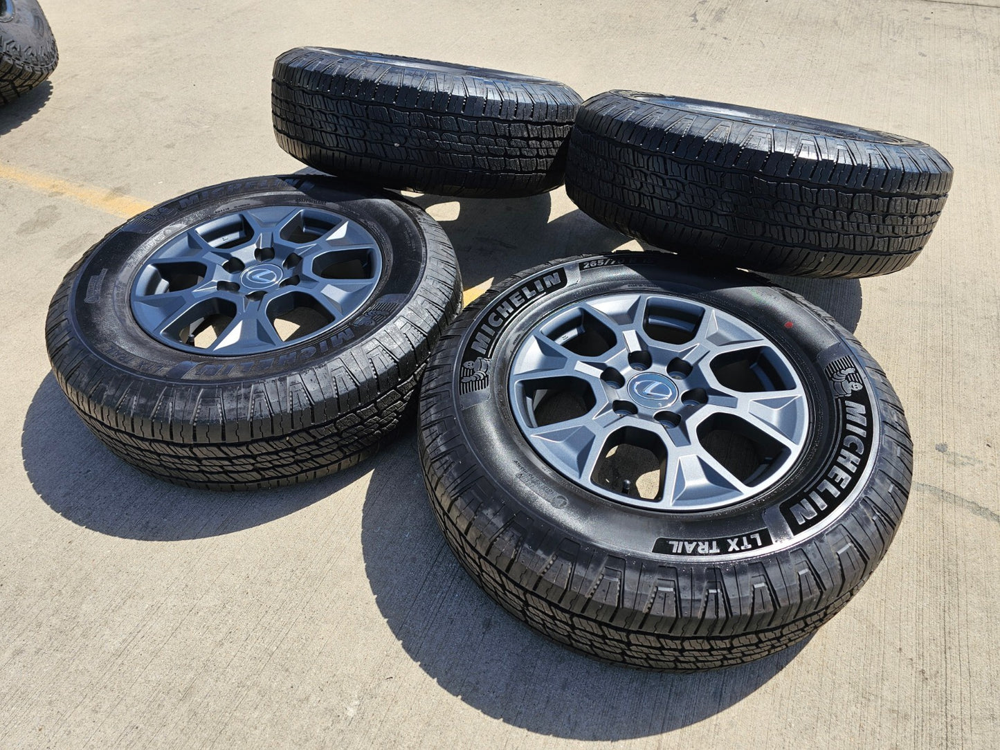 18" Lexus GX550 OEM wheels rims Toyota Land Cruiser Tundra Sequoia MICHELIN NEW