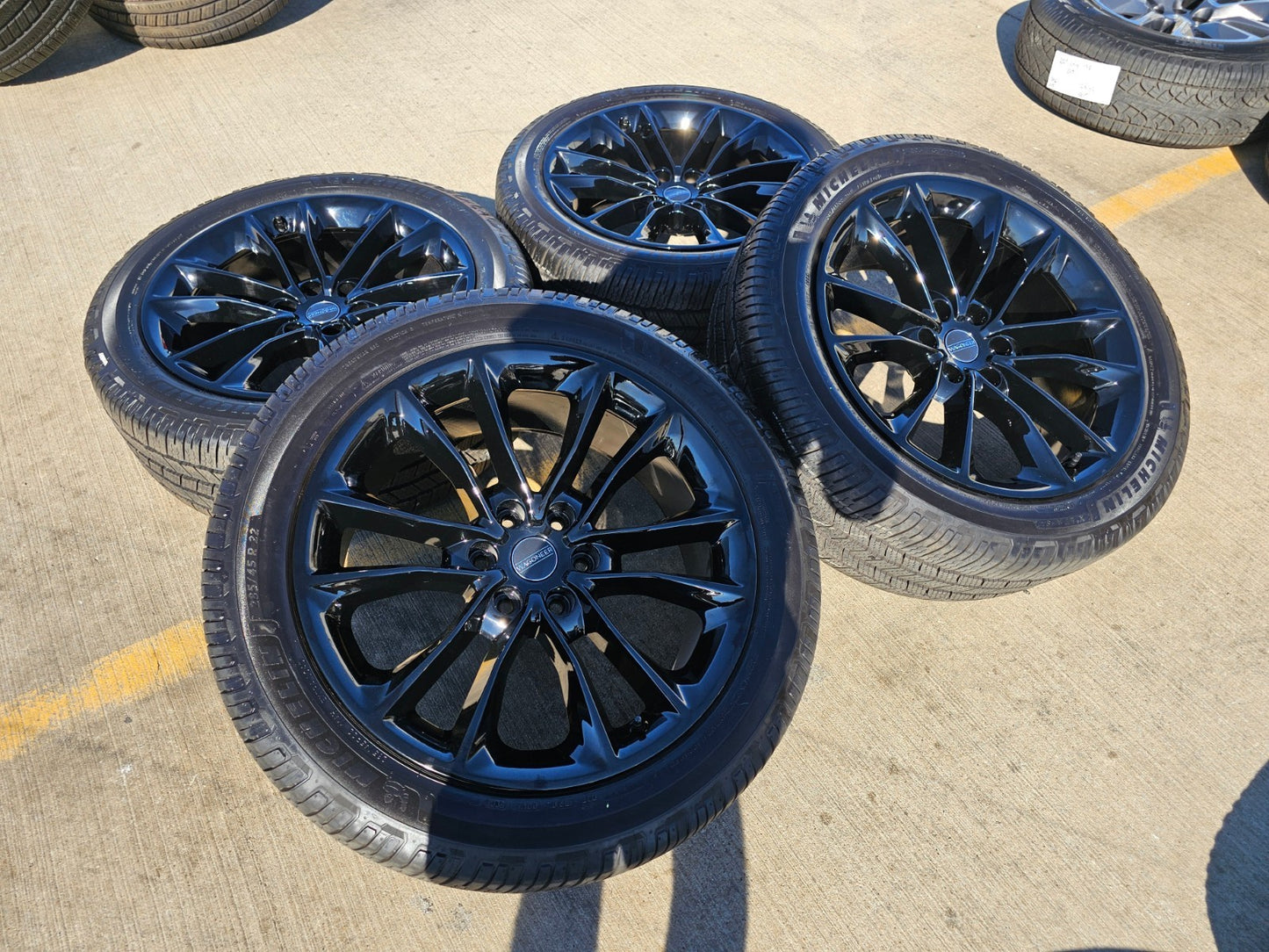 22" Jeep Grand Wagoneer OEM 9298 Obsidian rims wheels RAM 1500