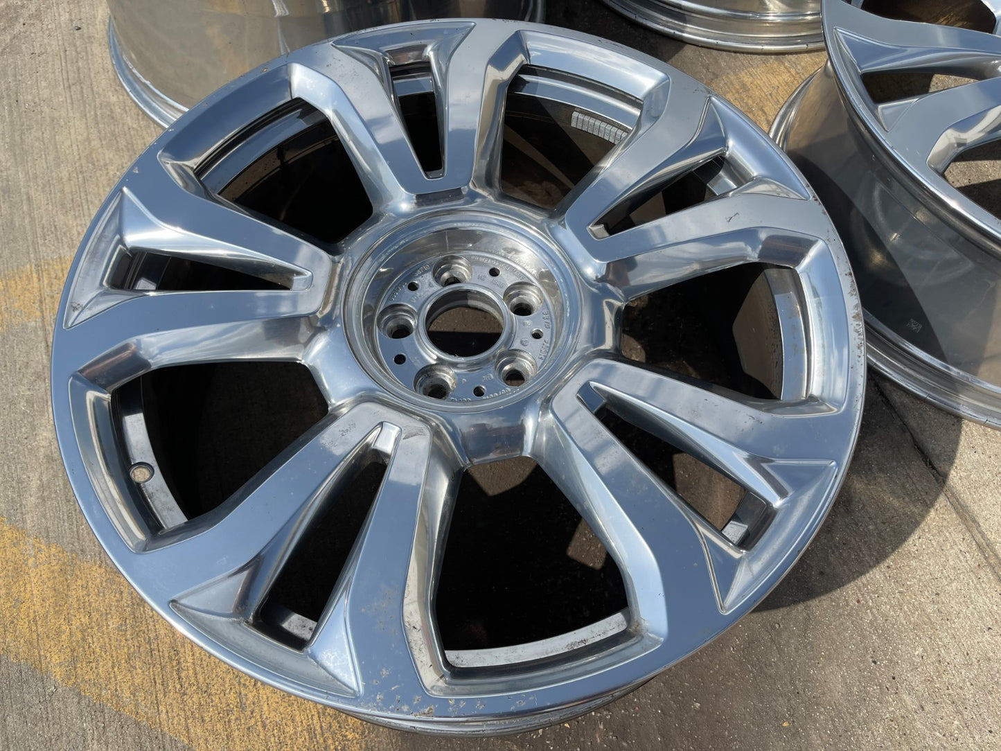 22" Rolls Royce Cullinan OEM POLISHED wheels rims 5x112 tires SET