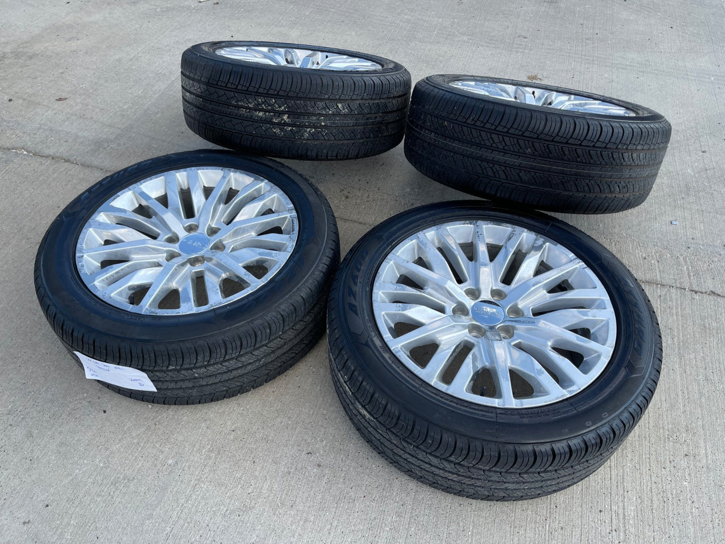 22" GMC Yukon Chevy Tahoe Escalade OEM 5921 wheels rims DISCOUNTED SET