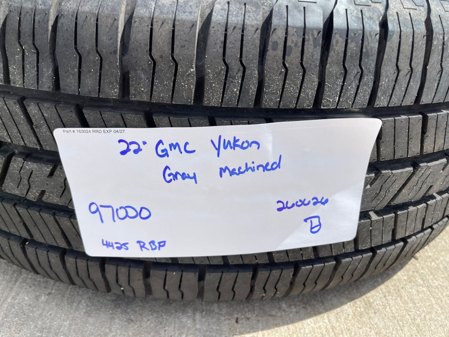 22" GMC Yukon Sierra DENALI OEM wheels rims 14025 97000 tires