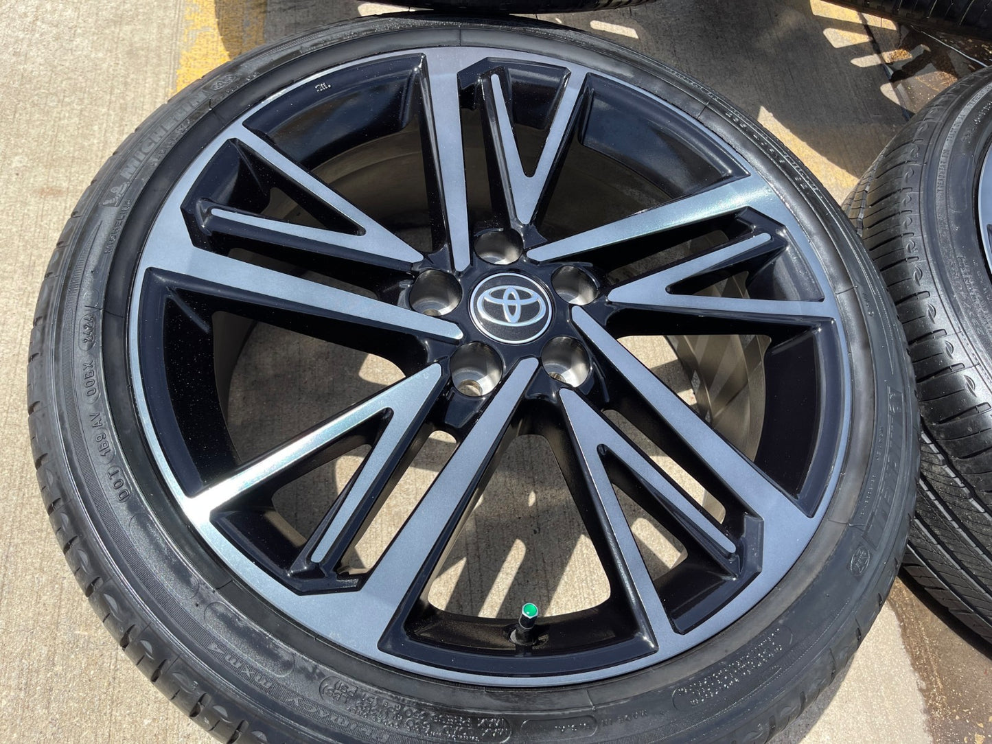 19" Toyota Camry XSE OEM 95975 wheels rims Avalon Lexus SET MICHELIN