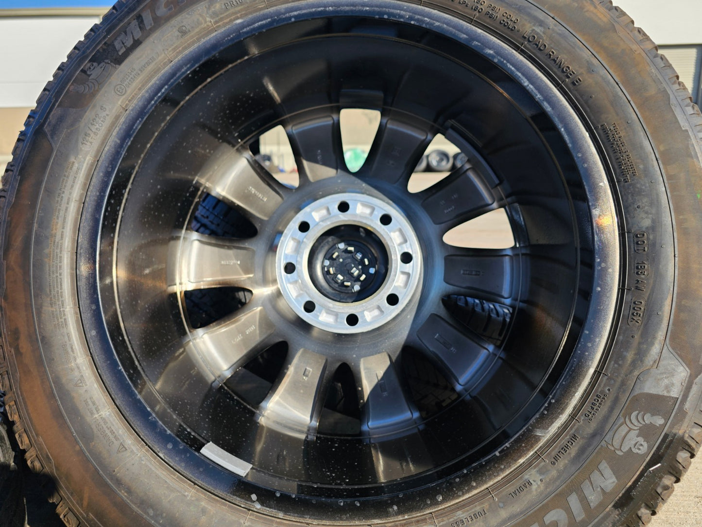 22" Cadillac Escalade IQ PLATINUM EV OEM wheels rims 2500 Hummer 2025 2026 NEW