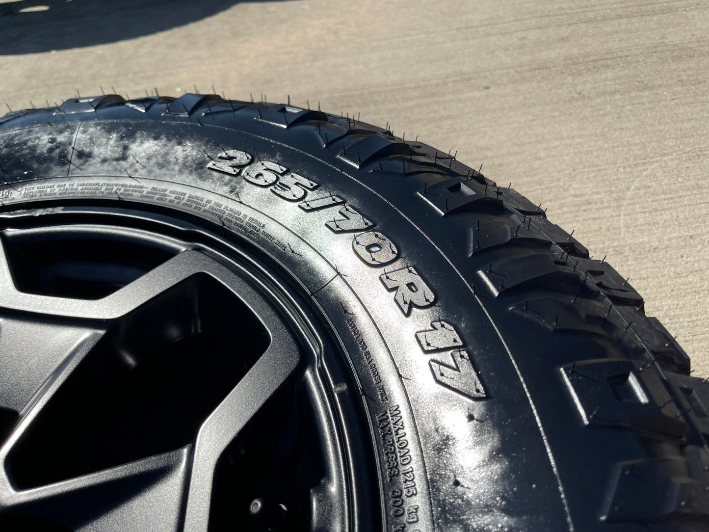 17" Jeep Wrangler SPORT OEM wheels rims tires 9237 black NEW NITRO