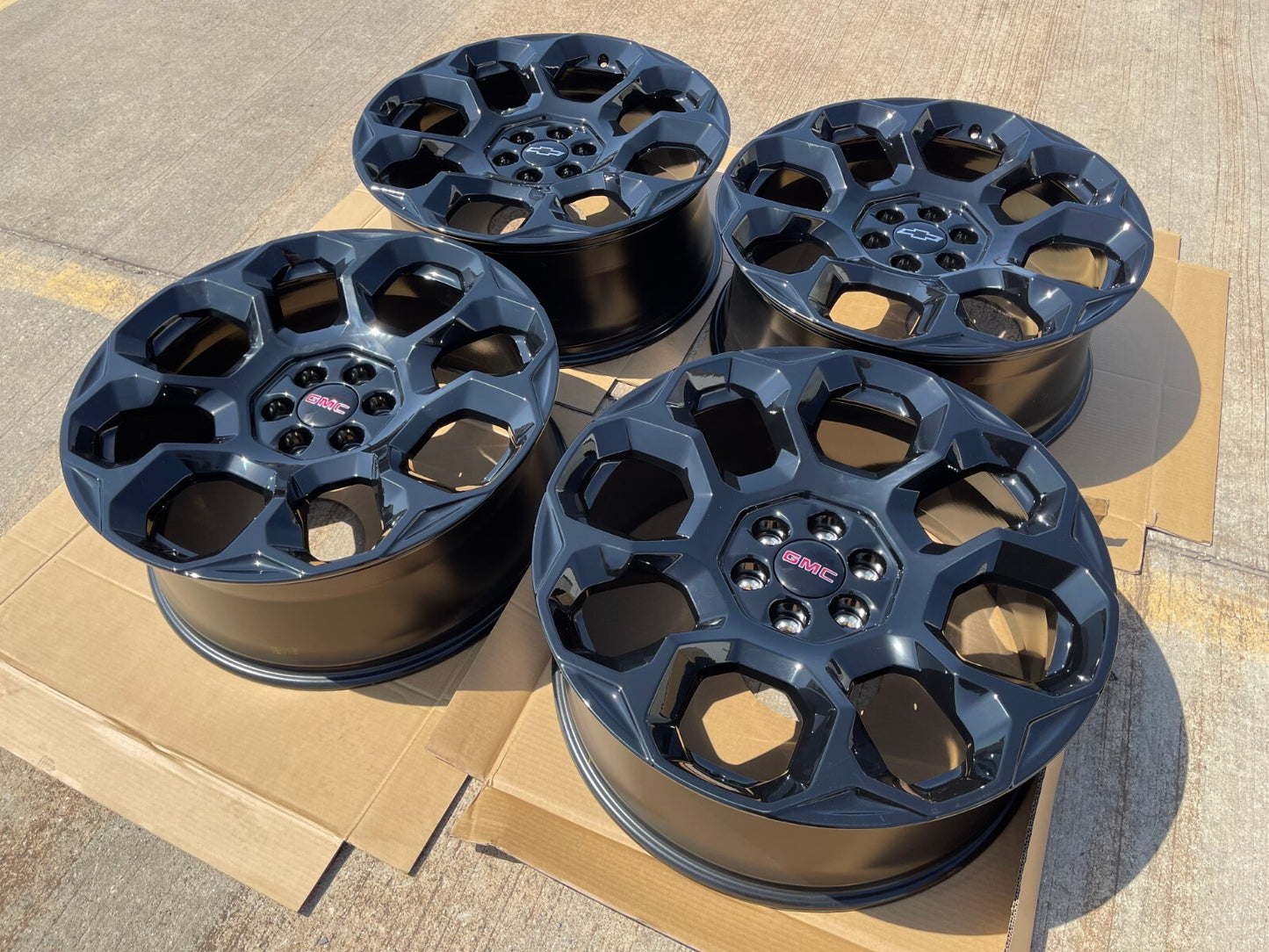 24" GMC Yukon Sierra Tahoe Cadillac Escalade OEM wheels rims 2025 2026 2027 NEW