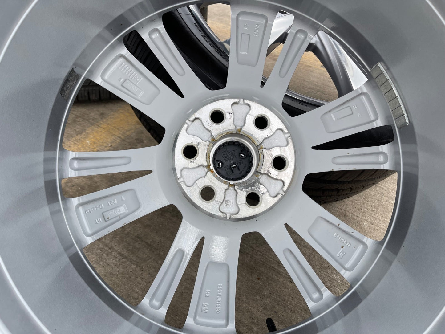 20" Cadillac XT6 XT5 SRX OEM 4847 wheels rims 2022 2023 2024 2025 2026