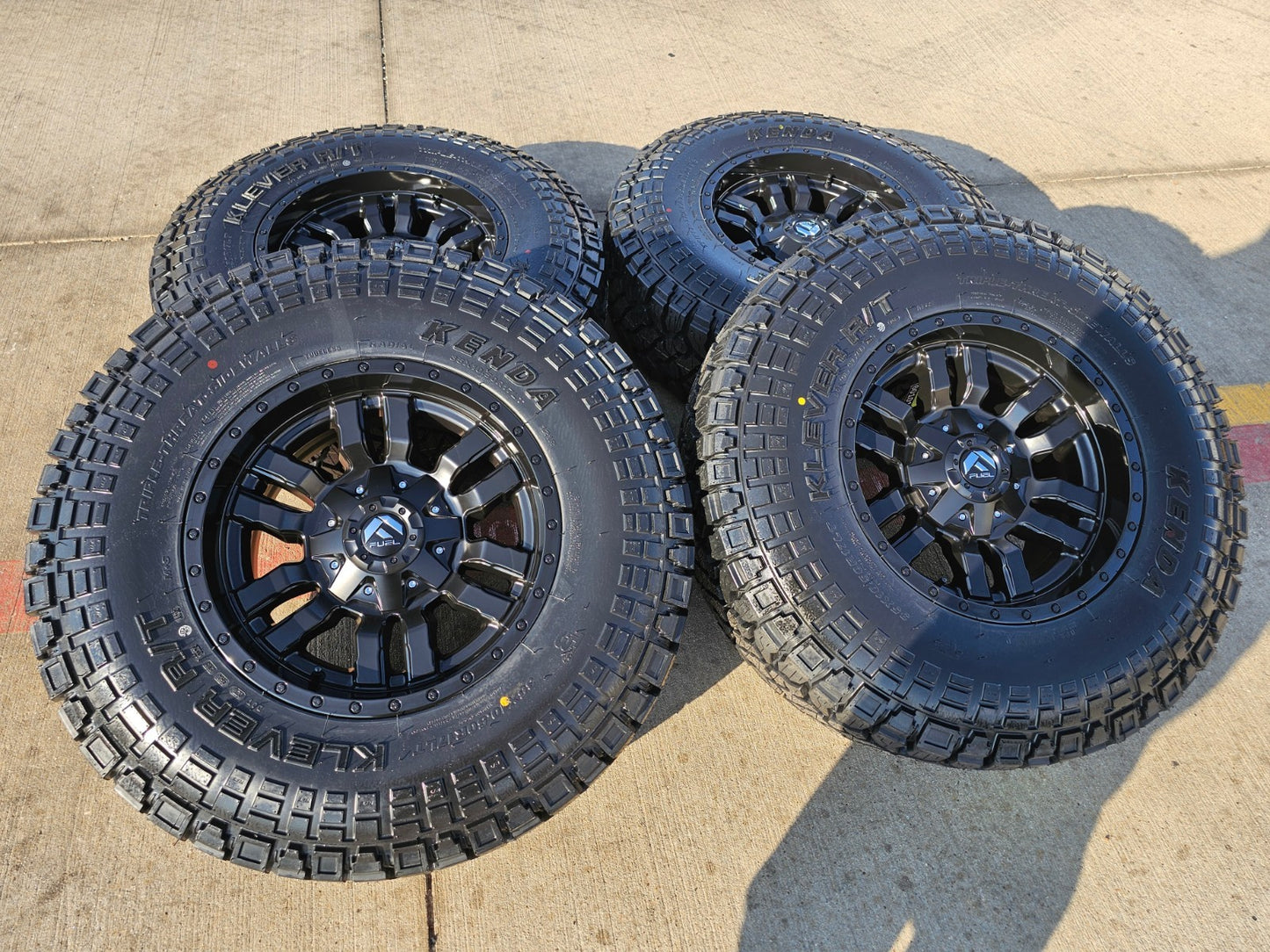 17" 17x9 Fuel Sledge D595 Jeep Wrangler wheels rims 5x114.3 5x4.5 5x5 5x127