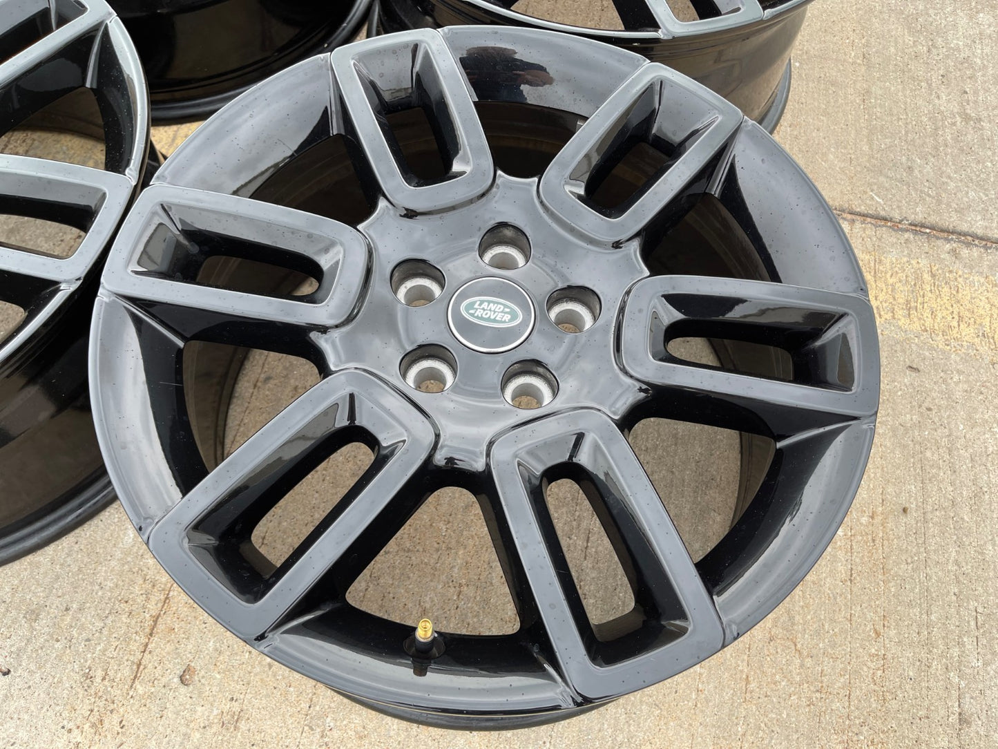 (5) 19" Land Rover DEFENDER Range Rover OEM 72350 wheels rims 2024 2025 2026 NEW
