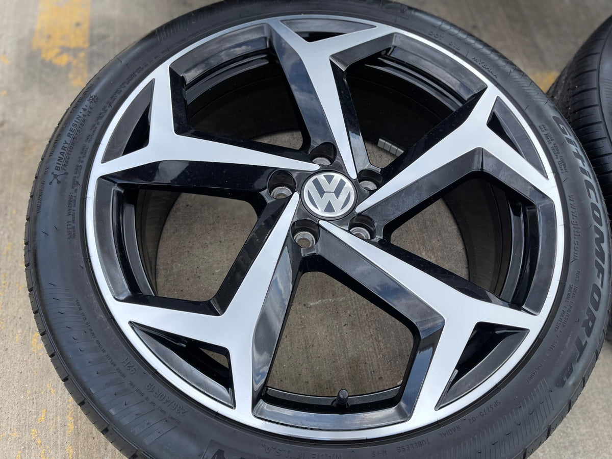 19" VW Passat Golf GTI Jetta OEM 70070 black wheels rims tires SET