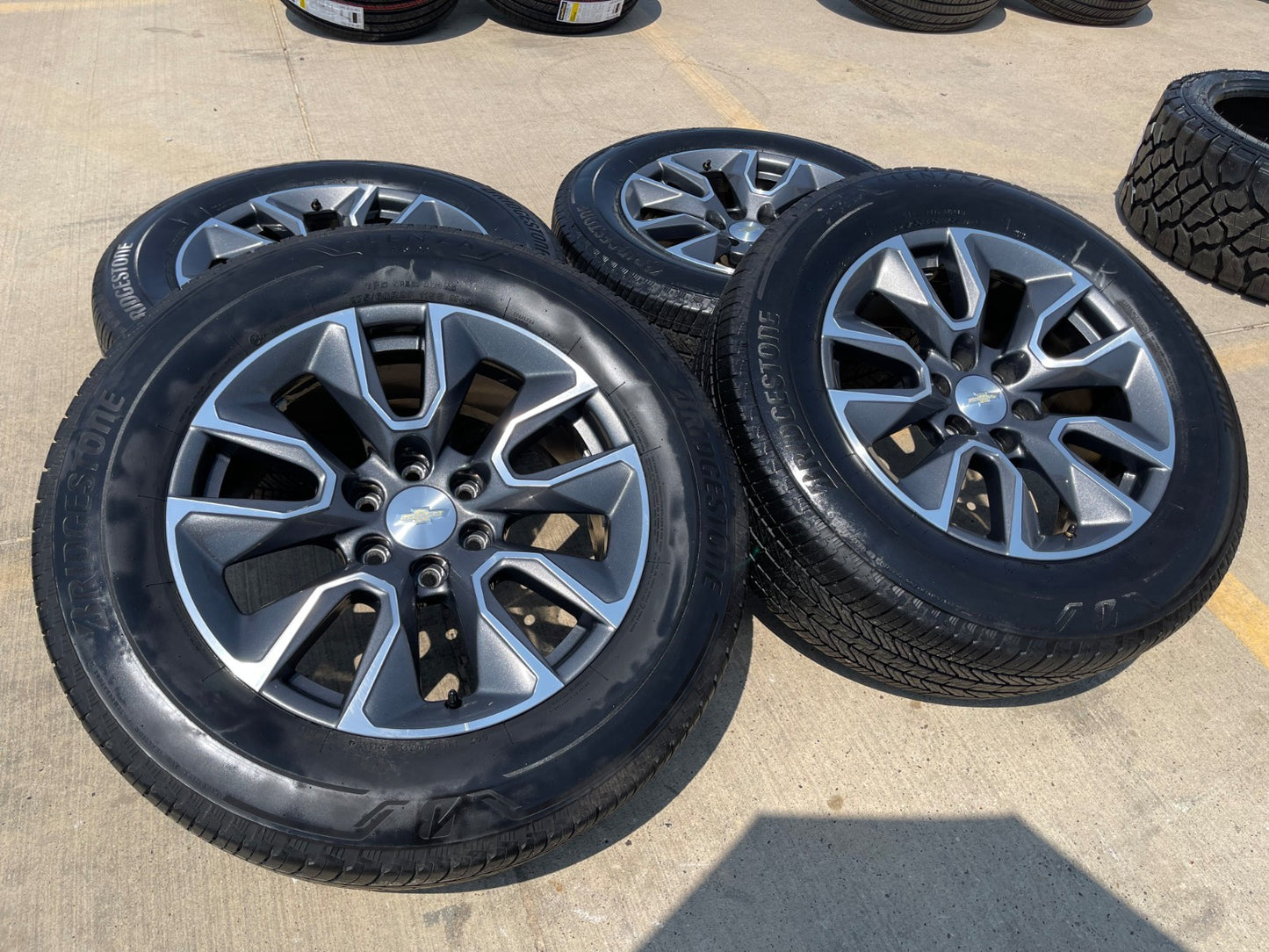 20" Chevy Silverado 1500 Tahoe OEM 5915 5916 wheels rims BRIDGESTONE SET