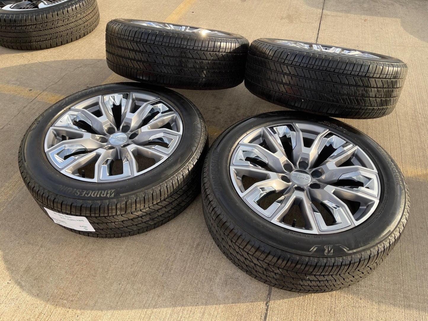 22" GMC Yukon Chevy Tahoe Escalade OEM 95513 14134 wheels rims BRIDGESTONE NEW