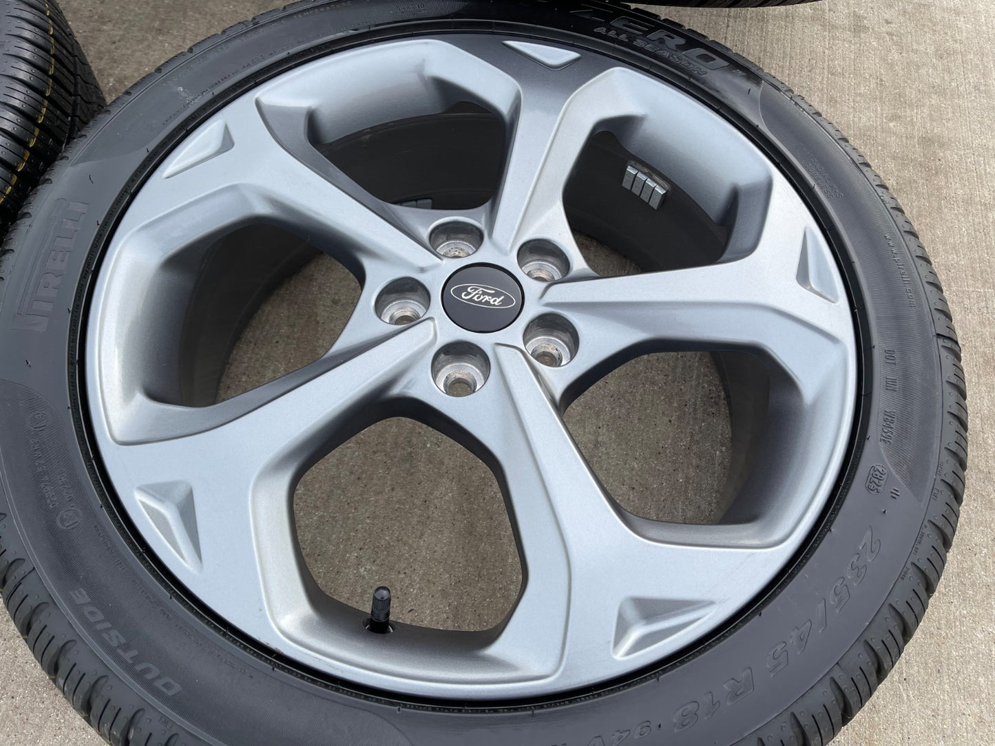 18" Ford Focus Fusion Escape Maverick Bronco Sport 10466 OEM rims wheels NEW