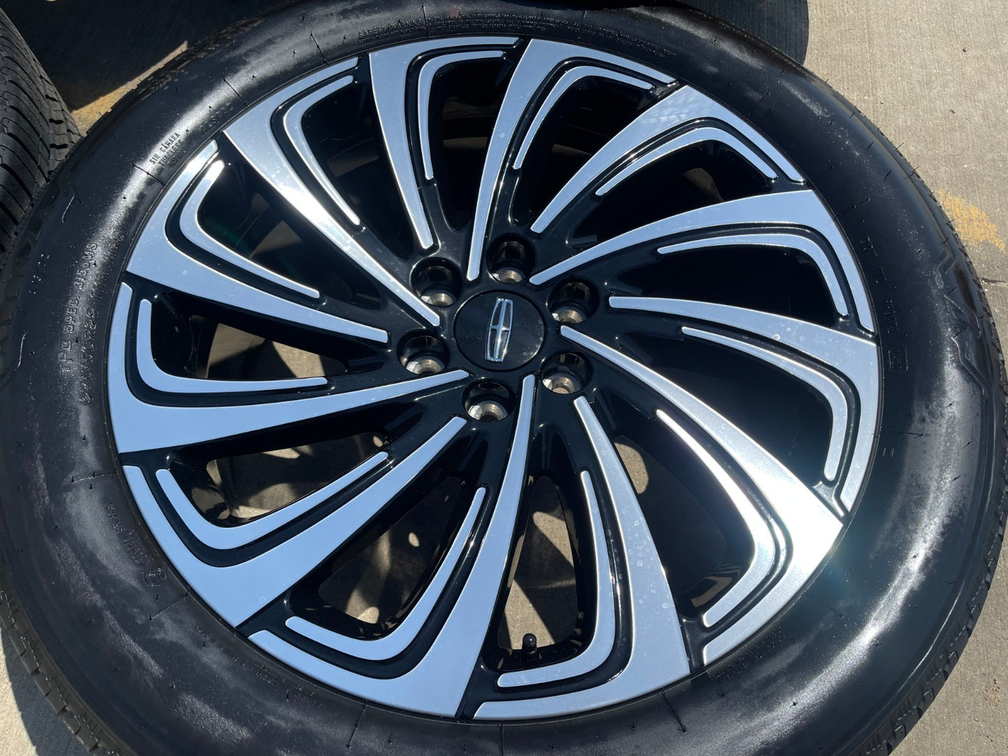 22" Lincoln Navigator OEM 10666 rims wheels BLACK LABEL 2025 2026 2027 NEW