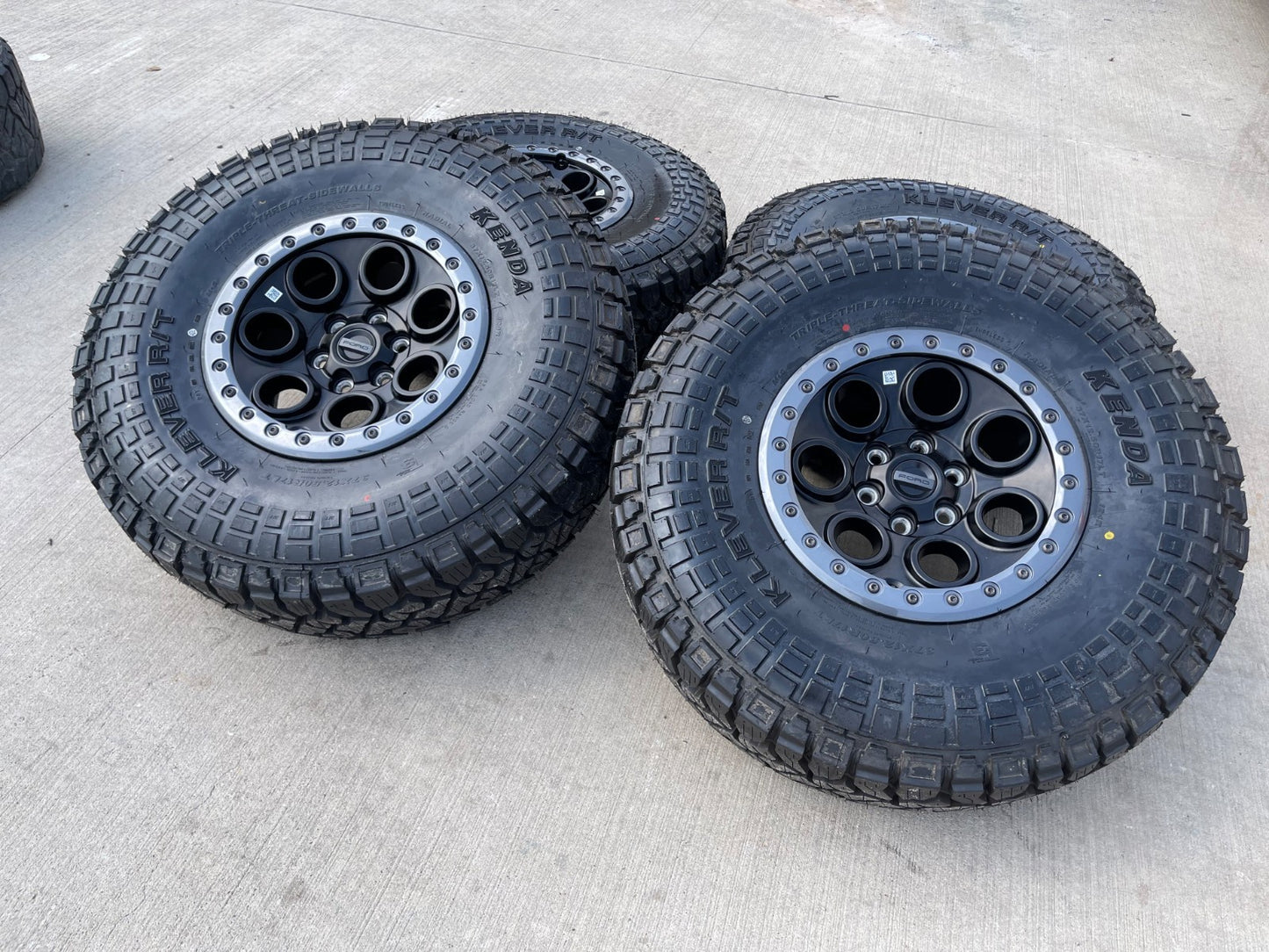 17" Ford F-150 Raptor OEM BEADLOCK 10612 rims wheels 2025 2026 NEW KENDA 37 NEW