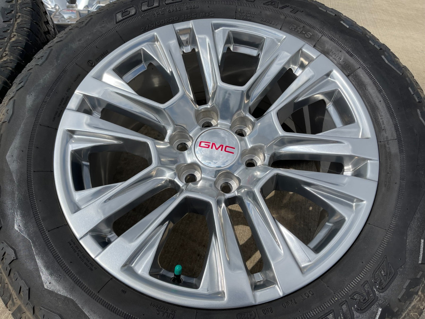 20" GMC Sierra Yukon Denali OEM 5917 wheels rims Chevy 2021 2022 2023 2025 2026