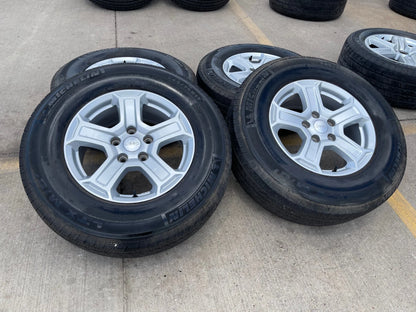 17" Jeep Wrangler Rubicon OEM wheels rims 9216 Gladiator tires MICHELIN