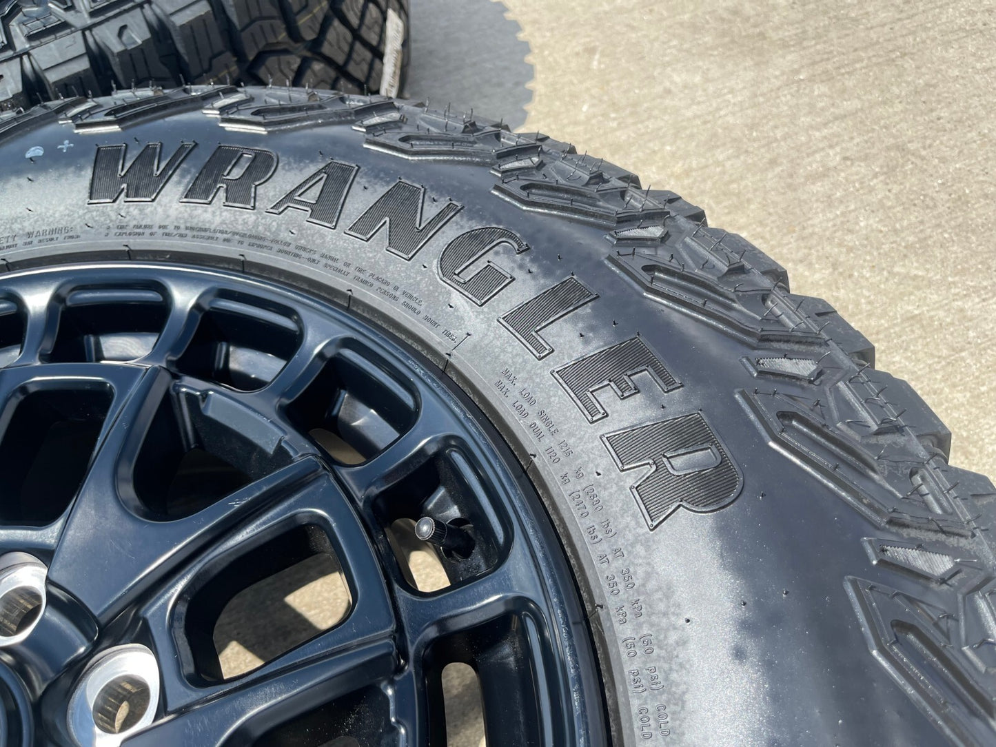 18" Toyota Tundra TSS T FORCE TRD OEM black wheels rims Sequoia 2024 2025 NEW