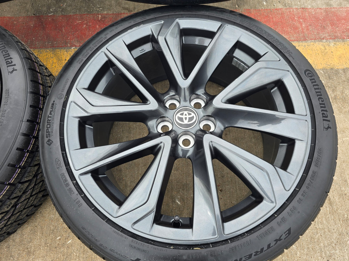 18" Toyota Corolla S OEM wheels rims 75236 86 2024 2025 2026 CONTINENTAL NEW