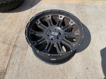 (1) 22x10 22" XD 829 Ford F-150 Expedition rim wheel -18 6x135