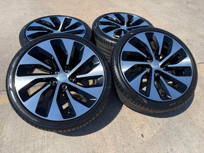 21" Lucid Air Grand Touring OEM 95542 95543 wheels rims black tires PIRELLI NEW