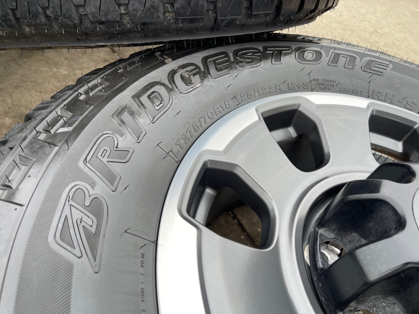 18" Ford F-250 F-350 OEM TREMOR 10482 rims wheels 2024 2025 2026 BRIDGESTONE