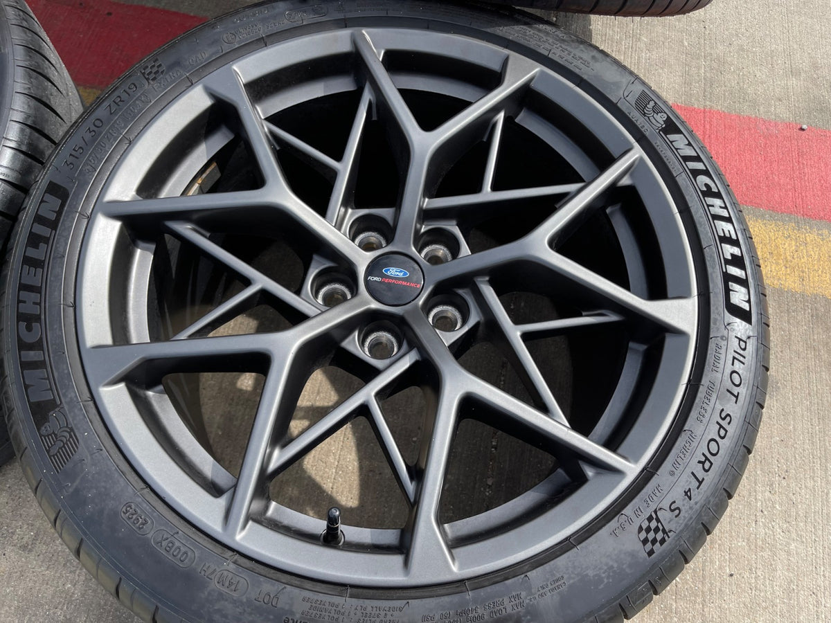 19" 19x10.5 19x11 Ford Mustang GT Track Pack PREFORMANCE OEM wheels rim MICHELIN