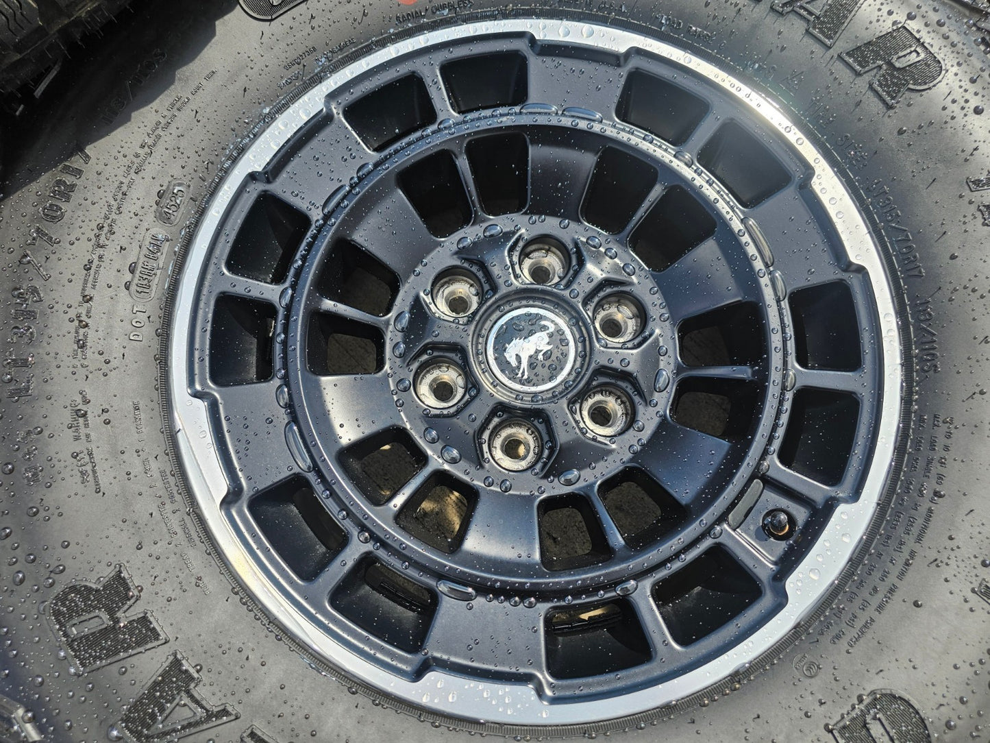 17" Ford Bronco HERITAGE SASQUATCH OEM 22025 wheels rims SET GOODYEAR A/T 35"