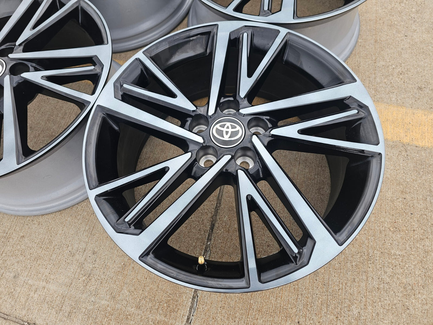 19" Toyota Camry XSE OEM 95975 wheels rims Avalon Lexus 2024 2025 2026 NEW