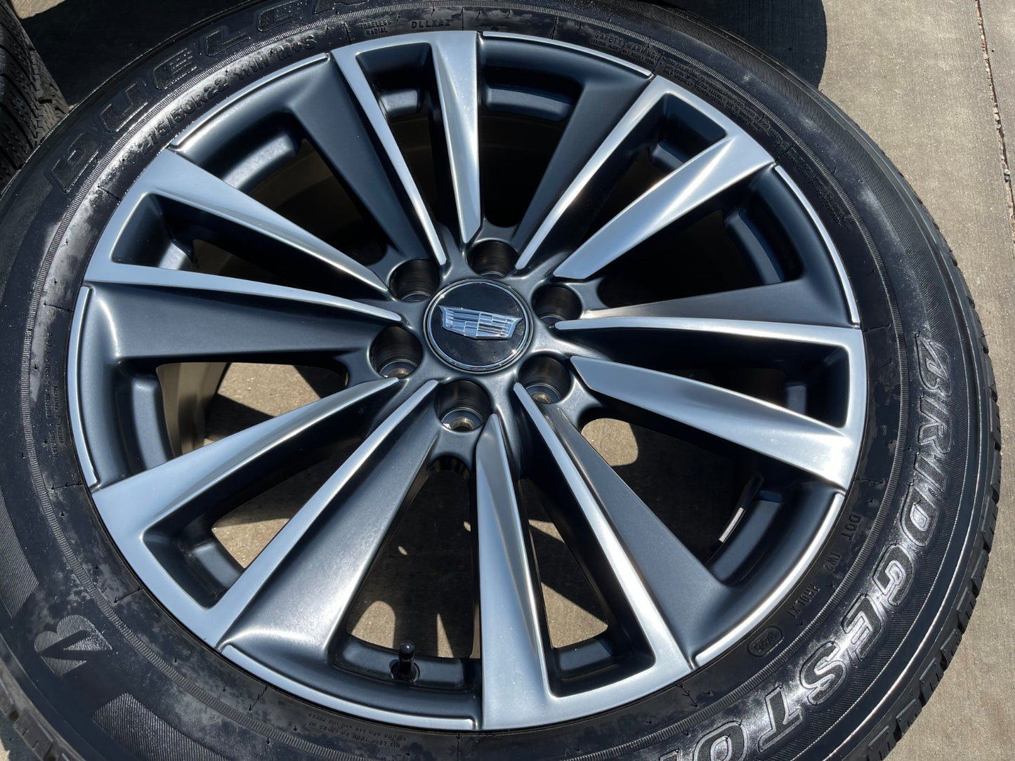 22" Cadillac Escalade PLATINUM OEM 4901 wheels rims GMC Sierra SET BRIDGESTONE