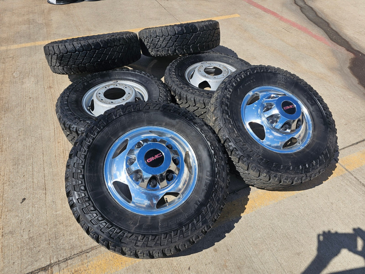 17" Chevy Silverado GMC Sierra 3500 Dually rims wheels OEM 5519 5520 8094