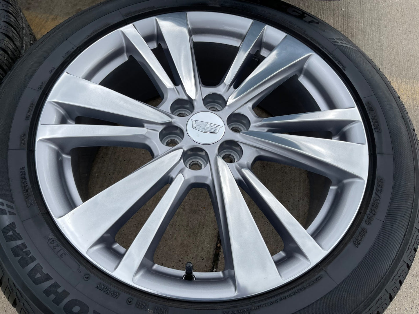 20" Cadillac XT6 XT5 SRX OEM 4847 wheels rims 2022 2023 2024 2025 2026